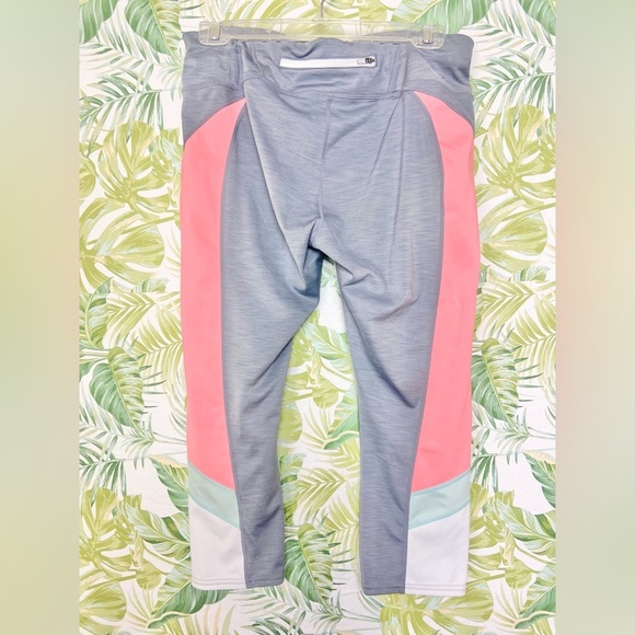 Athleta Colorblock Sonar Capri Athletic Legging Midrise Sz Large Pink Blue Grey‎ - Picture 6 of 14